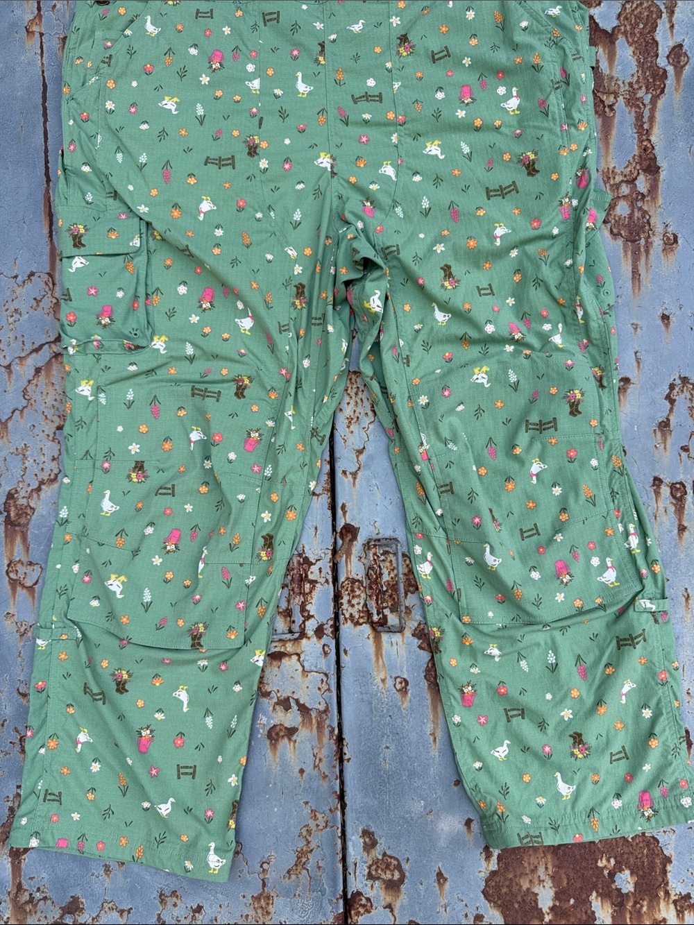 Limited Edition Duluth Heirloom
Gardening Overalls - Picture 6 of 11